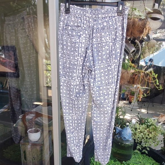 🩵💙LIMITED TIME SALE! MICHAEL KORS JOGGERS 💙🩵 - Picture 3 of 7